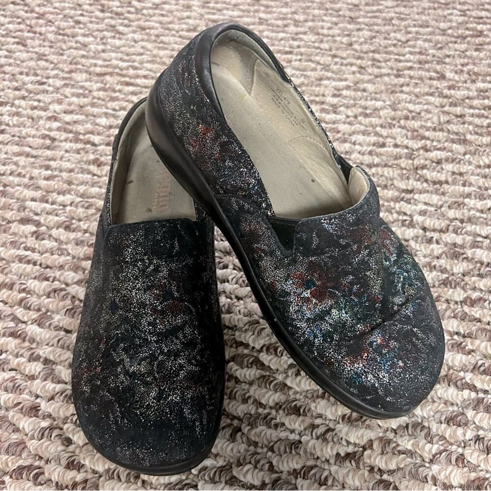Alegria Keli Veranda Slip Resistant Professional Shoe Size 39 / US 9 Metallic